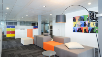 NMB Design a eu le plaisir de collaborer avec un des architectes les plus renommé de Genève pour l’élaboration du projet et la fourniture du mobilier de la Société Financière dans une des adresses les plus convoitée de Genève. Projet : 2000 m2 sur 2 étages.